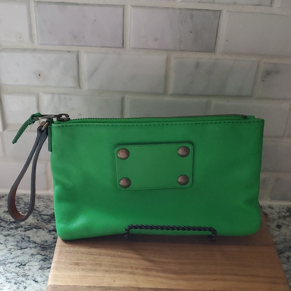 Ann Taylor Leather Green Women's Wristlet Bag